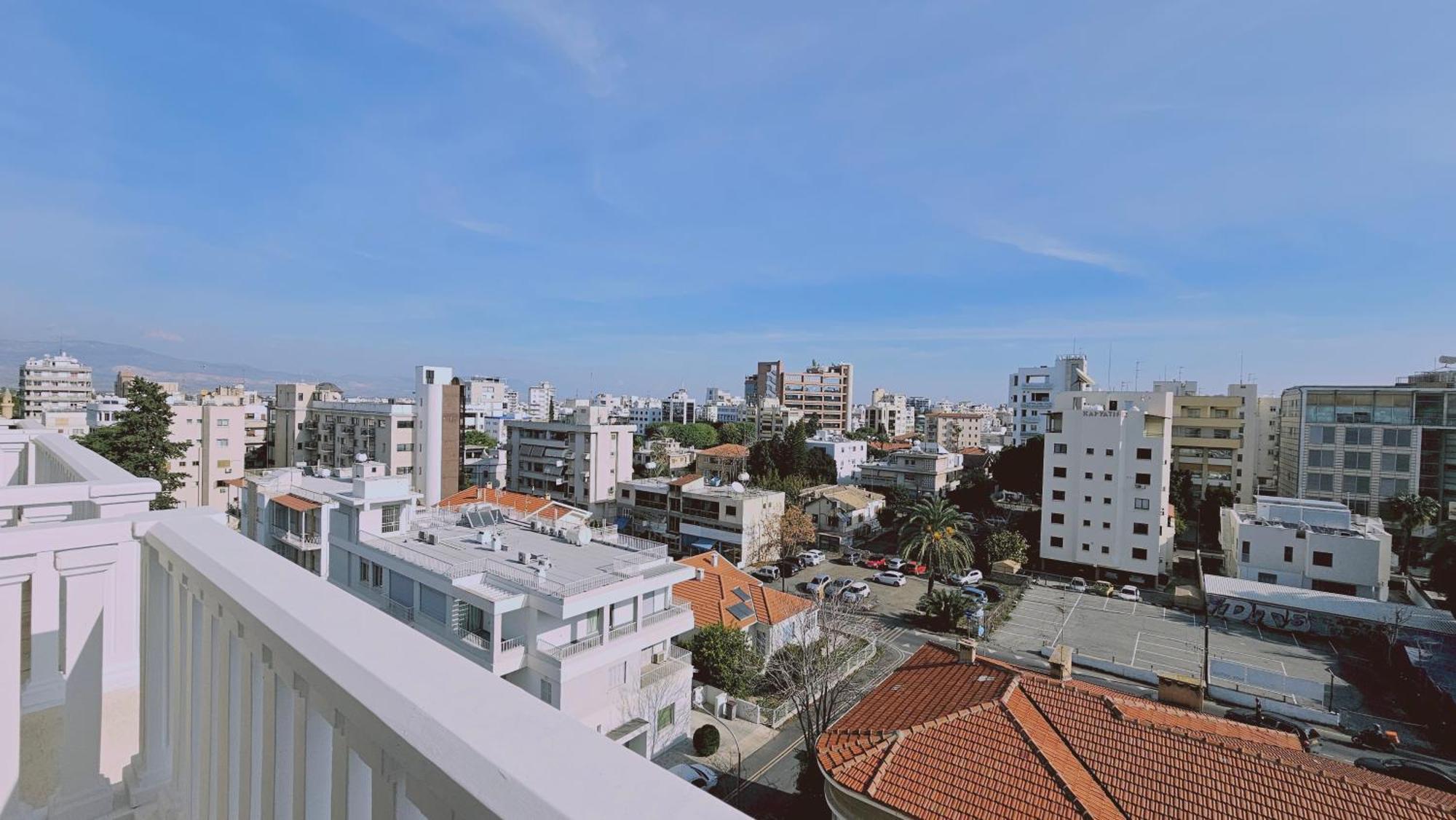 Stay Cosmo City Suites นิโคเซีย ภายนอก รูปภาพ
