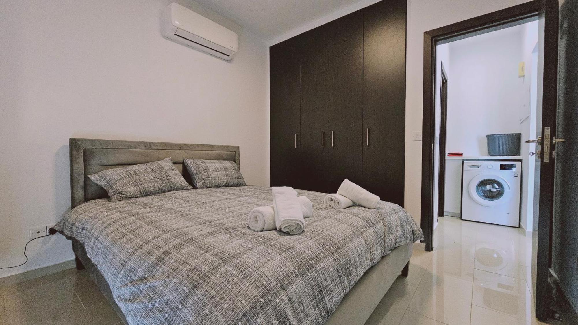 Stay Cosmo City Suites นิโคเซีย ภายนอก รูปภาพ