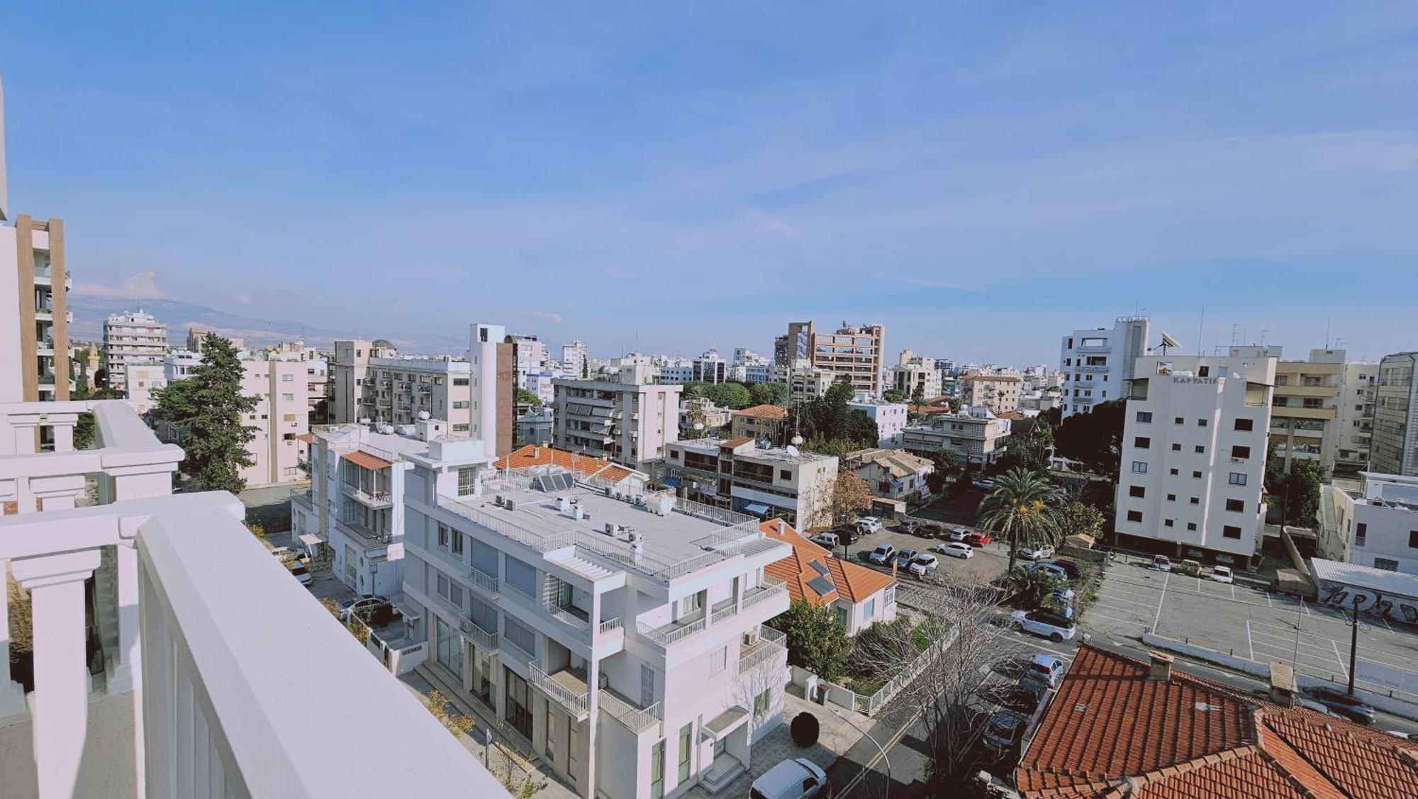 Stay Cosmo City Suites นิโคเซีย ภายนอก รูปภาพ