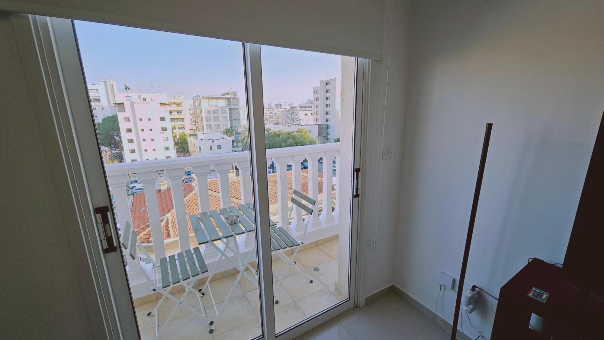 Stay Cosmo City Suites นิโคเซีย ภายนอก รูปภาพ