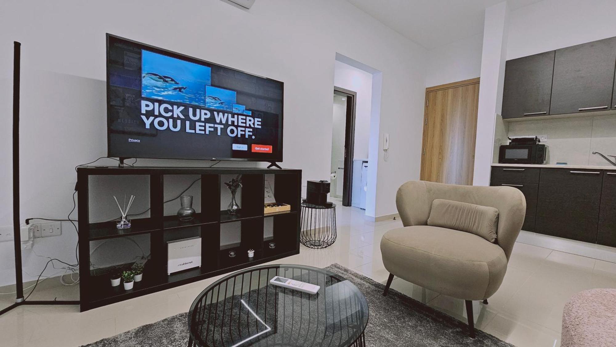 Stay Cosmo City Suites นิโคเซีย ภายนอก รูปภาพ